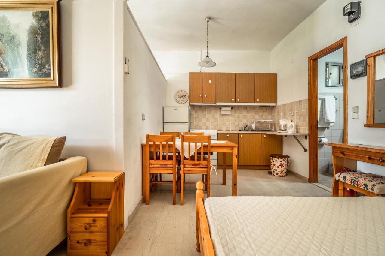 Makis Family Apartment *